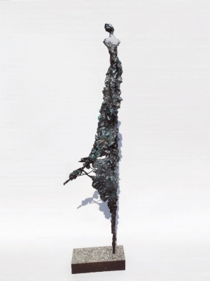 Duża rzeźba do salonu nowoczesna