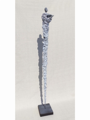 Duża rzeźba do salonu nowoczesna