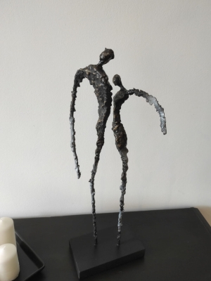 rzezba-braz-para-w-tancu-stal-glina