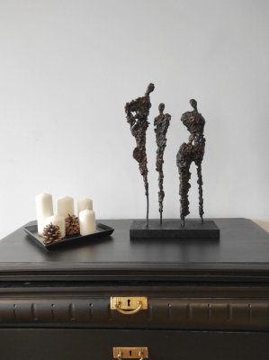 Nowoczesna-rzexba-braz-RELACJE-stal-glina-industrialna-loftowa