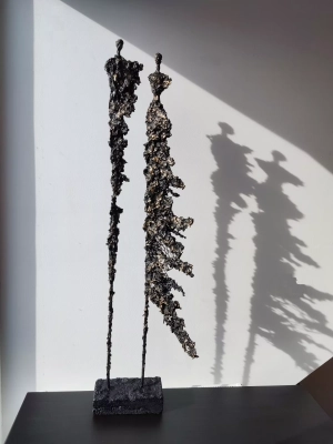 duze-rzezby-136cm-aukcja-mloda-sztuka