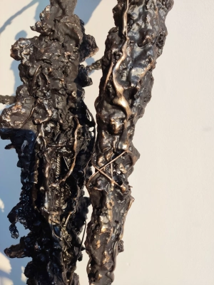 duza-rzezba-do-domu-ekspresja-tanca-relacji-nowoczesne-rzezby