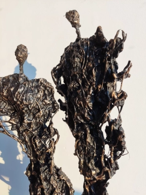 rzezby-duze-sploty-nowoczesne-rzezby-artystyczne-do-domu