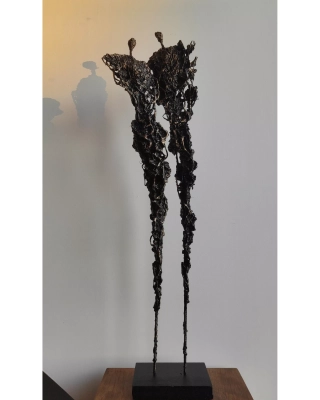 rzezby-duze-sploty-nowoczesne-rzezby-artystyczne-do-domu