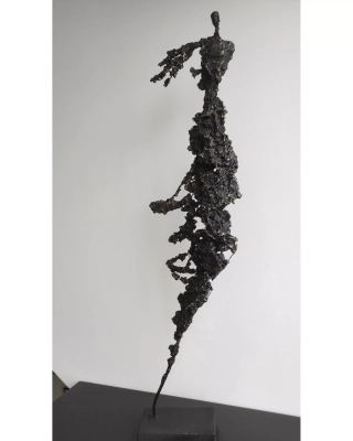 rzezba-ulotnosc-sylwetka-kobiety-duze-rzezby-na-sprzedaz-sklep