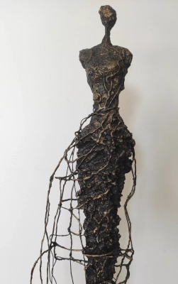 rzezba-Dorado-sylwetka-kobiety-rzezby-wspolczesne-na-sprzedaz