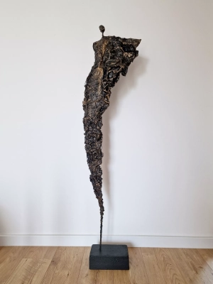 duza-rzezba-150-cm-do-domu-salonu-rzezba-Ulotnosc-sylwetka-kobiety