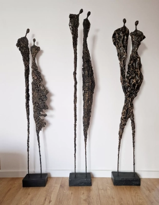 Duże-figury-z-metalu-nowoczesne-rzezby-do-domu-salonu