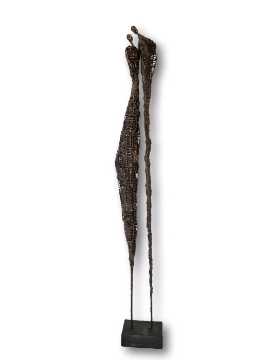 Duża rzeźba Sploty no.33, figura z metalu i gliny, nowoczesna