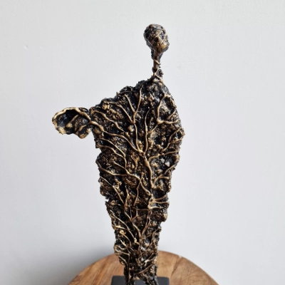 rzezba-sploty-no-41-rzezba-do-salonu-aniol-abstrakcyjna-figurka