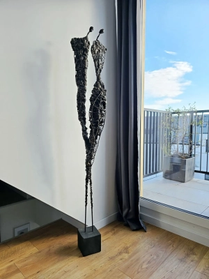 rzezba-wspolczesna-nowoczesny-design-duze-rzezby-z-pracowni