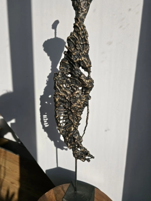 rzezba-figurka-artystyczna-do-domu-nowoczesna-rzezba-sprzedaz