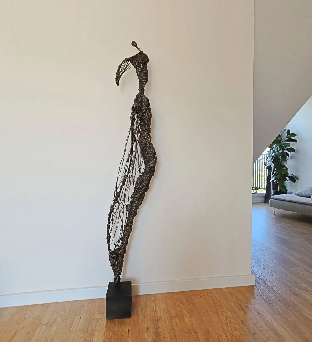 rzezba-nowoczesna-duza-rzezba-do-domu-salonu-artystyczna