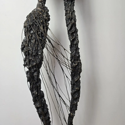 Nowoczesne-rzezby-do-domu-duza-rzezba-postacie-galeria