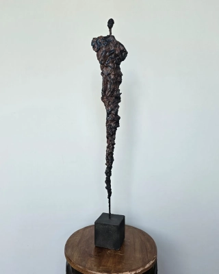 rzezba-wspolczesna-artystyczne-rzezby-sprzedaz-kameleon