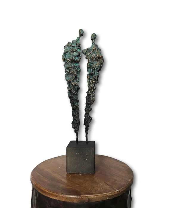 Mała rzeźba wys.52 cm Relationships