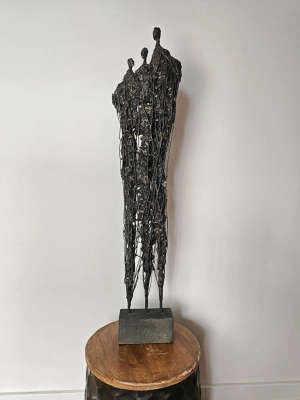 mloda-sztuka-rzezba-surrealizm-cykl-sploty