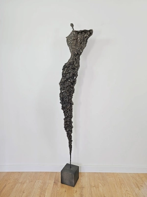 przemiana-rzezba-165-cm-nowoczesne-rzezby-z-metalu