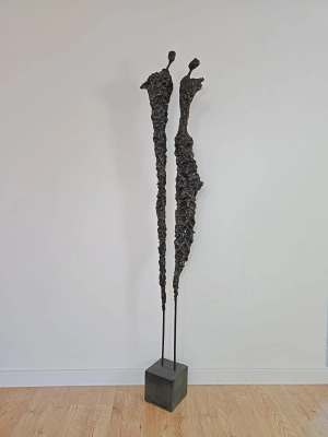 oryginalna-rzezba-abstrakcyjna