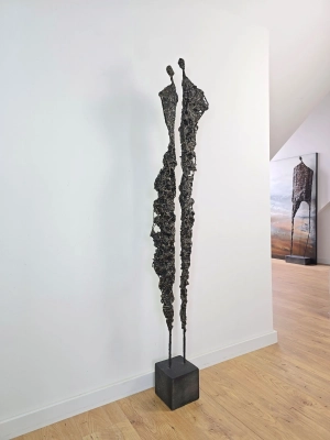galeria-sztuki-wroclaw-wspolczesne-rzezby-abstrakcyjne