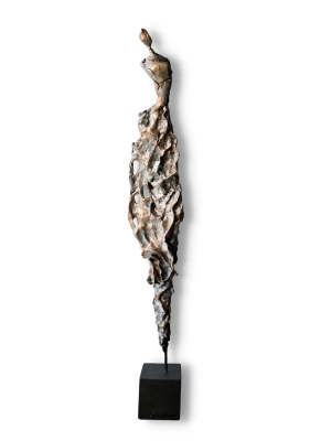 ulotność-rzezba-figurka-kobiety=nowoczesne-rzezby-pracownia-siwek