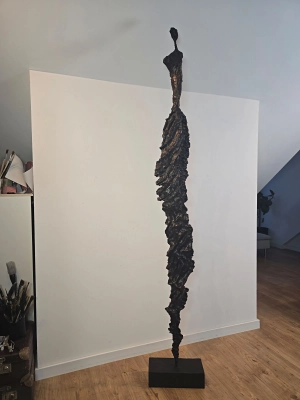 Wysoka Rzeźba 220 cm | Obecność no.2 | miedziany brąz - zdjęcia z pracowni artystki