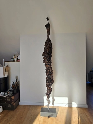Wysoka Rzeźba 220 cm | Obecność no.2 | miedziany brąz
