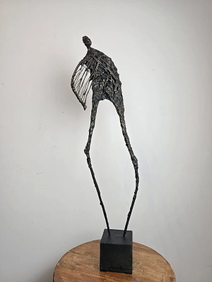 Ikarus 77 cm — współczesna rzeźba z cyklu Sploty no.276