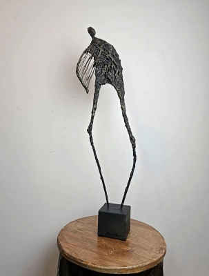 Ikarus 77 cm — współczesna rzeźba z cyklu Sploty no.276